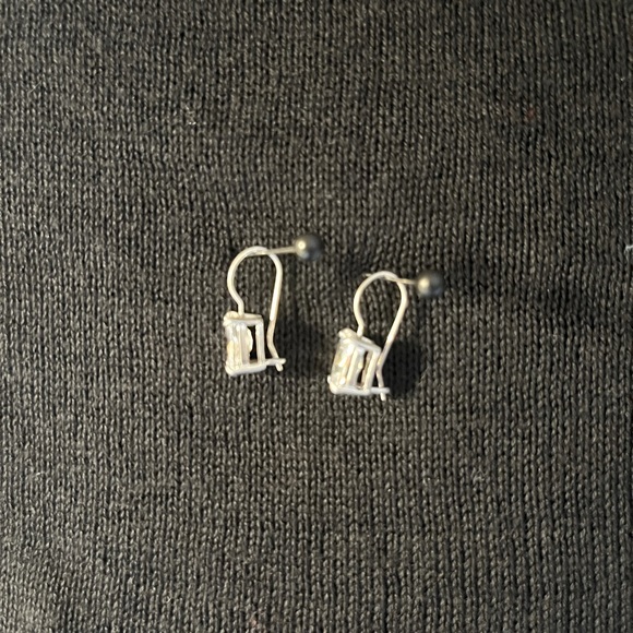 Silpada earrings with sterling silver and swarovski crystals- sparkling! - Picture 3 of 4